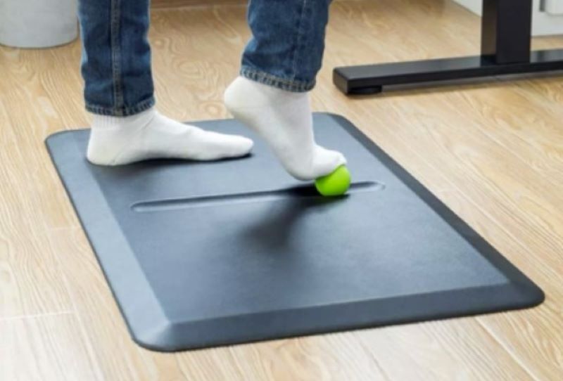 Mata antyzmęczeniowa z piłką