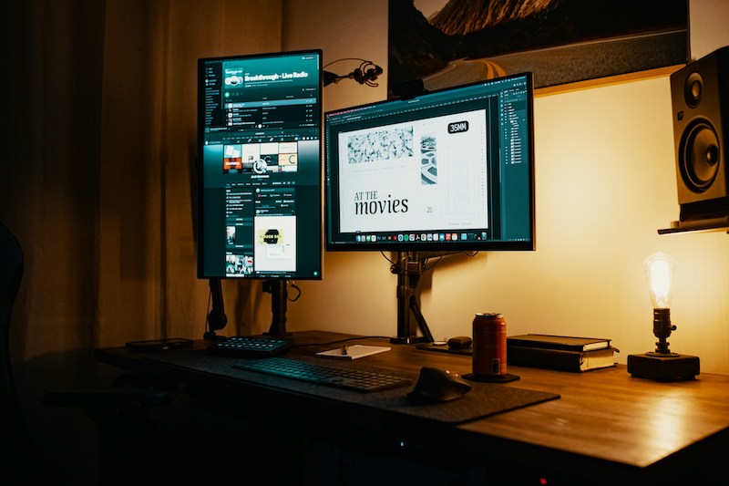 Uchwyt na monitor 27 cali