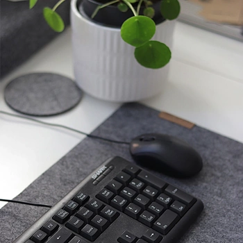 Filcowa podkładka pod klawiaturę i myszkę