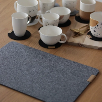 Filcowa podkładka pod laptopa 45x30 cm